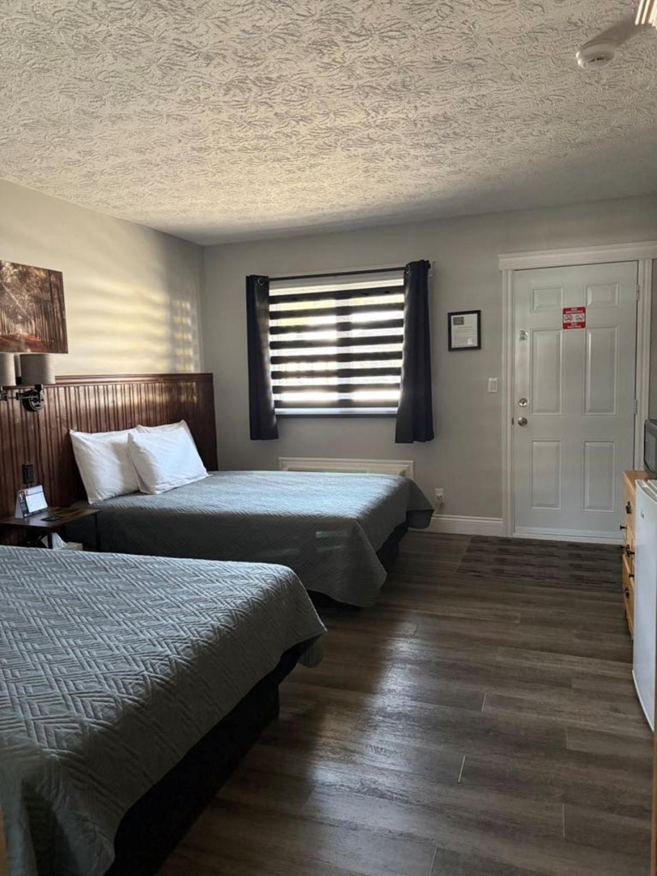 Auberge Micky Inc Edmundston Ngoại thất bức ảnh